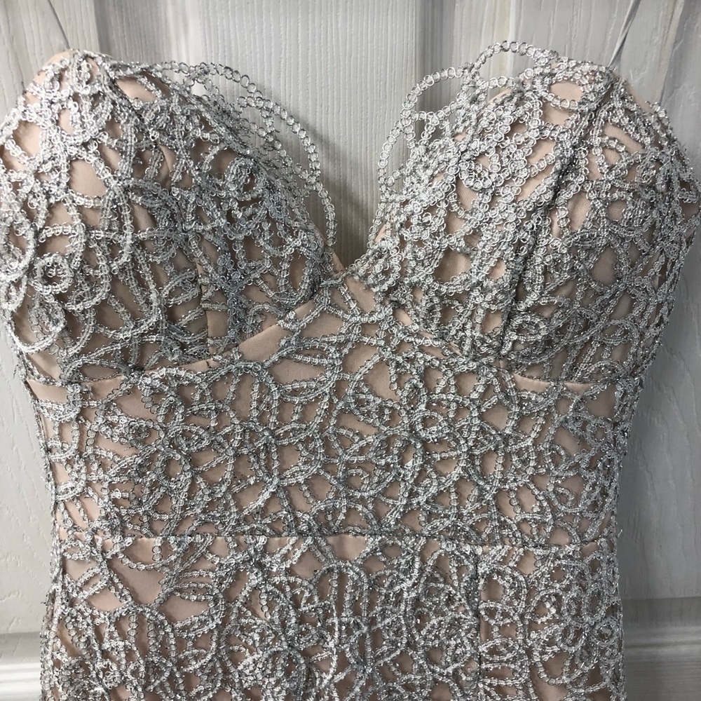 Evening Gown Barely Used Like New Condition - image 3